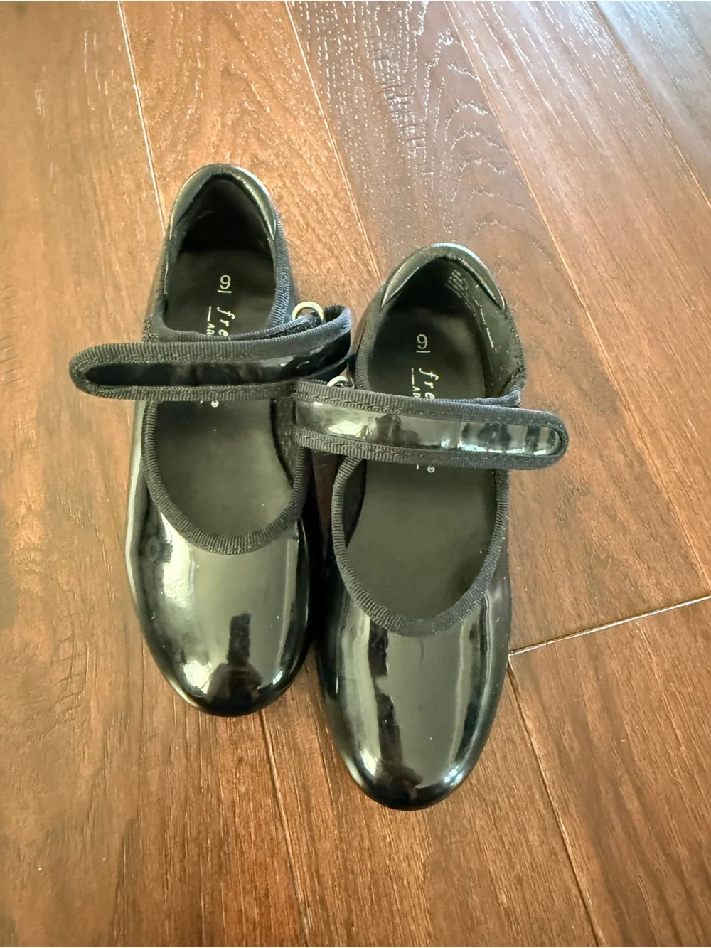 Kids Black Patent Leather Mary Jane Tap Dance Shoes | Size 9